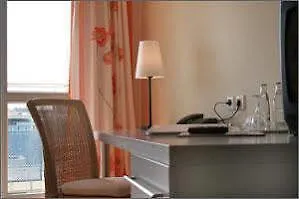 Schlafgut - Hotel im Werkhof Superior Hannover 3*,